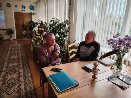 "Когда в душе моей цветет сирень"