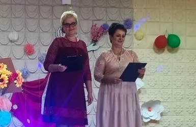 "Прекрасен мир любовью материнской"