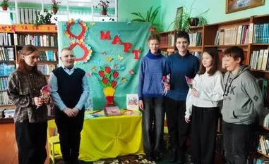 «С добром, любовью и весной!»