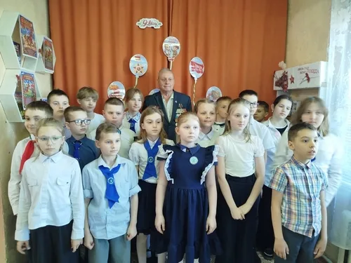 «Сквозь года звучит Победа»