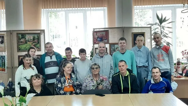«Таинственный мир кукол и вышивки»