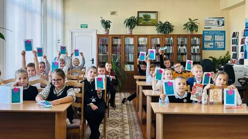 «Я гимн матери пою»
