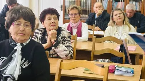 «Як не дрэвам, хоць кветкай прарасту для жывых»