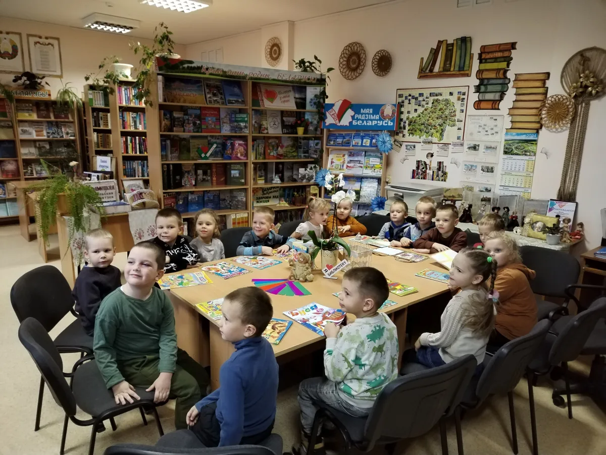 «Знакомство с библиотекой: путешествие в мир знаний»