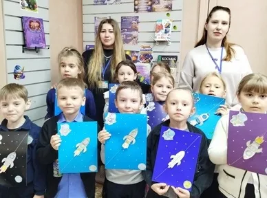 “Звездолет, лети вперед!»